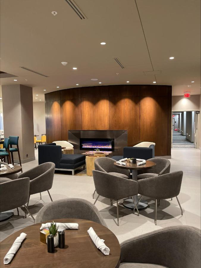 Cambria Hotel Minneapolis Downtown Bagian luar foto